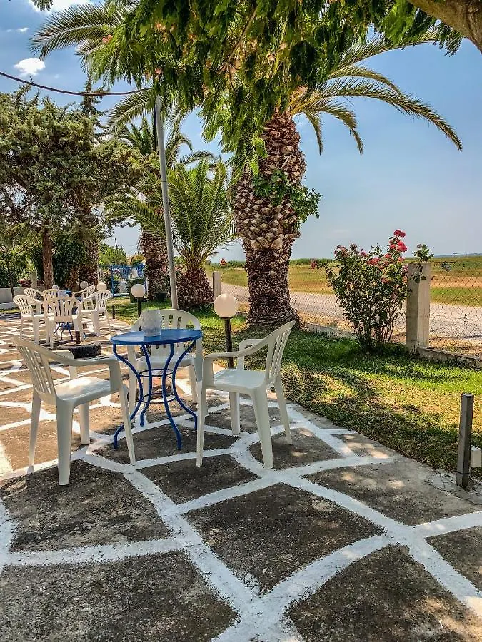 Galinis' Sea Front Studios B Nea Kallikrateia