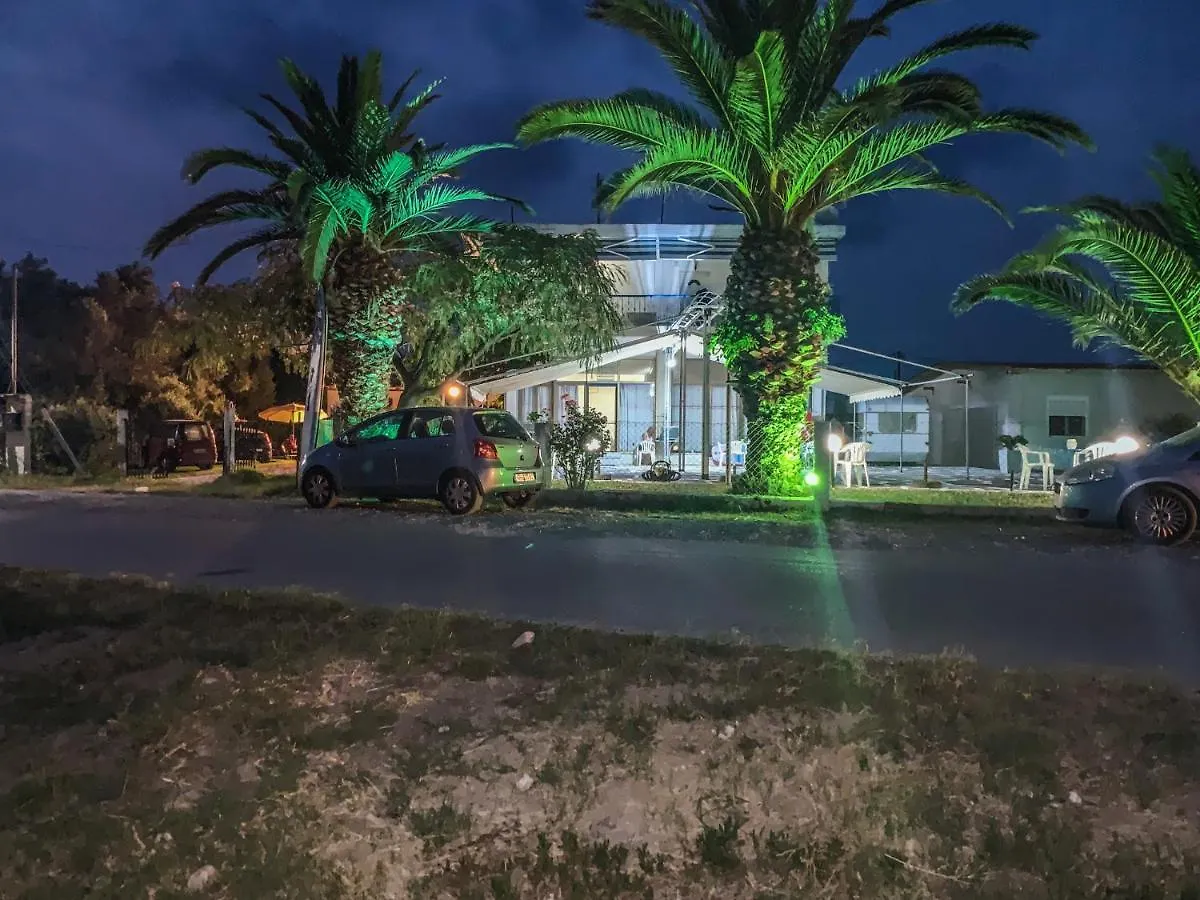 Galinis' Sea Front Studios B Nea Kallikrateia Apartmán
